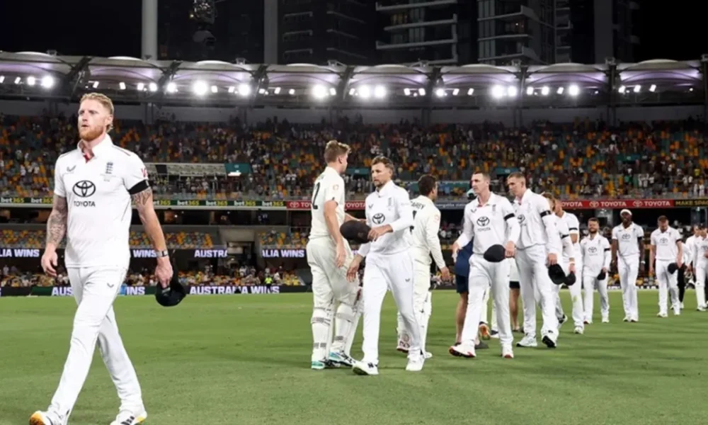 England team mocked by Australian media after Noosa beach trip — “Sun’s out, run’s out” headlines dominate