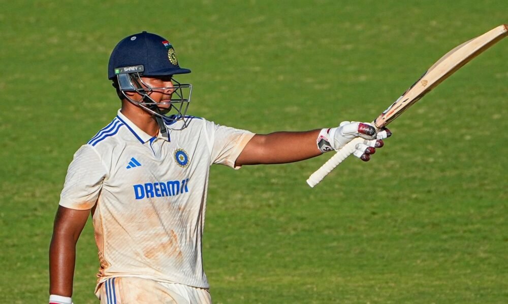 ‘तेरे साथ सेल्फी लूं?’ UAE खिलाड़ी की स्लेजिंग पर Vaibhav Suryavanshi का करारा जवाब, 171 रन ठोक मचाया तहलका