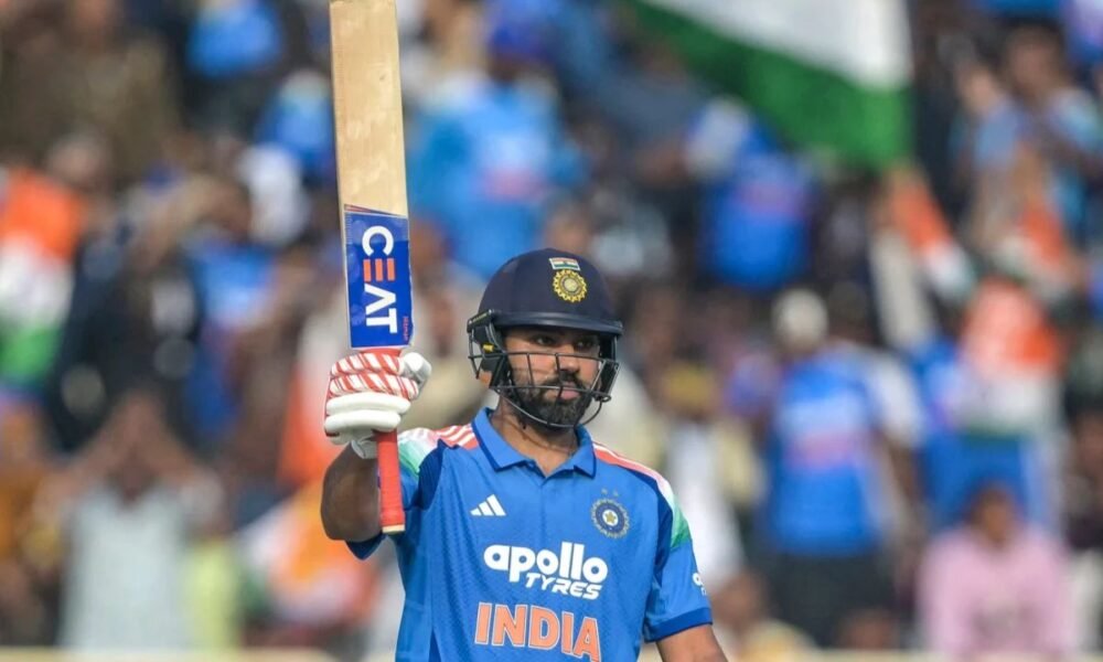 T20I से संन्यास के बावजूद रोहित शर्मा का बड़ा कदम—SMAT नॉकआउट में मुंबई के लिए खेलने पर राज़ी।