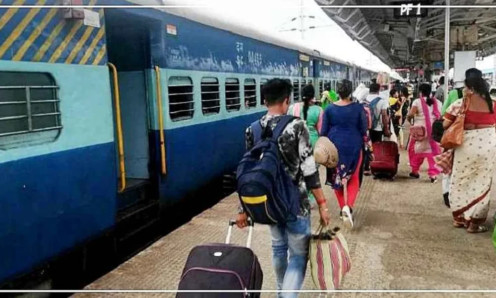 Train Ticket Price Hike: 26 दिसंबर से महंगा होगा ट्रेन का सफर | Dainik Diary