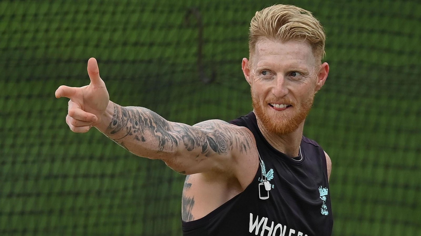 Ben Stokes Net Worth 2025 जानें इंग्लैंड सुपरस्टार ऑलराउंडर की कमाई करियर और लग्जरी लाइफ