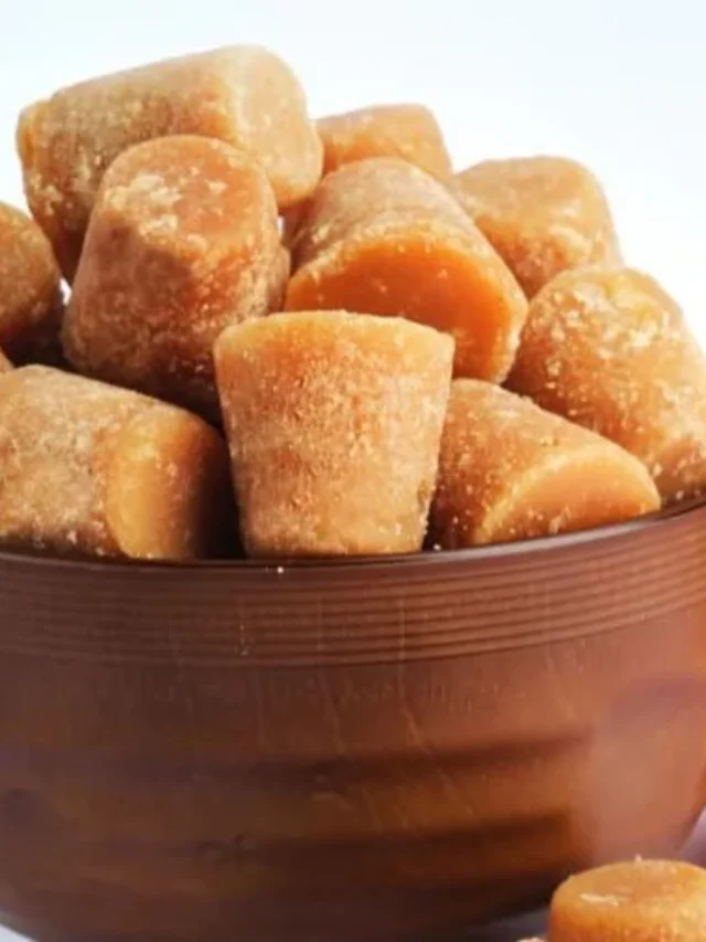 खाली पेट गुड़ खाने के 5 अद्भुत फायदे