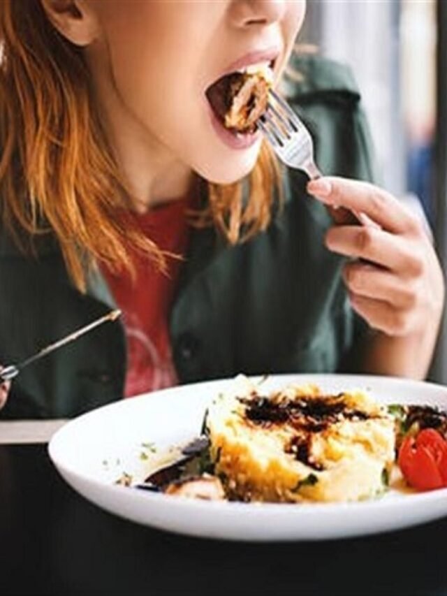 इन बासी चीजों से करें तुरंत दूरी, नहीं तो शरीर को हो सकता है गंभीर नुकसान