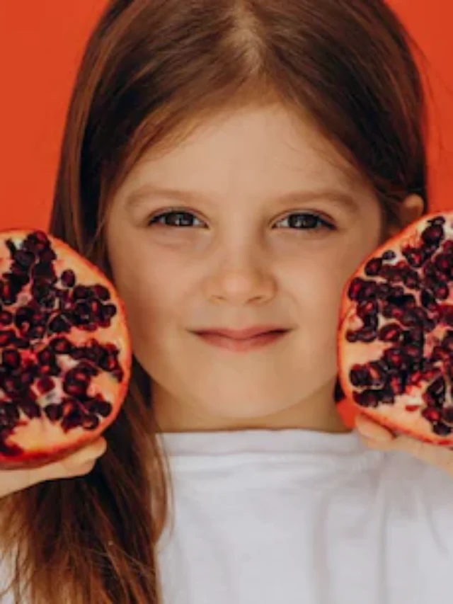 डॉक्टर्स की सलाह सर्दियों में बच्चों को ये सुपरफूड्स ज़रूर खिलाएं वरना होगी ये परेशानी