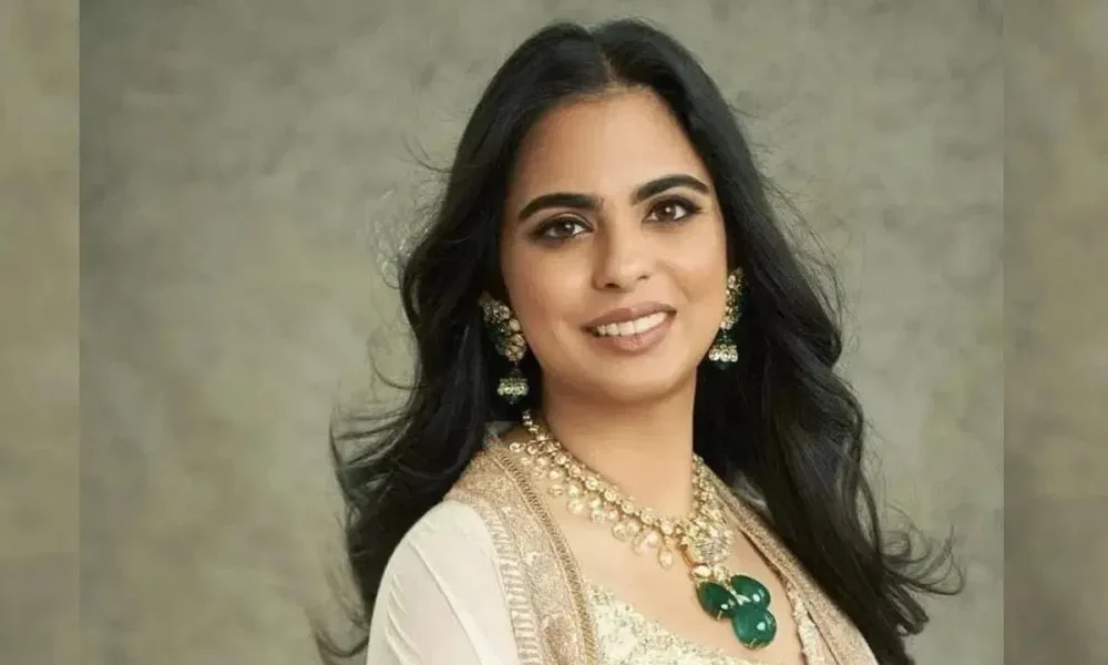 ₹35 लाख महीना! ईशा अंबानी की सैलरी और नेतृत्व ने Reliance Retail को नई ऊंचाइयों तक पहुँचाया।