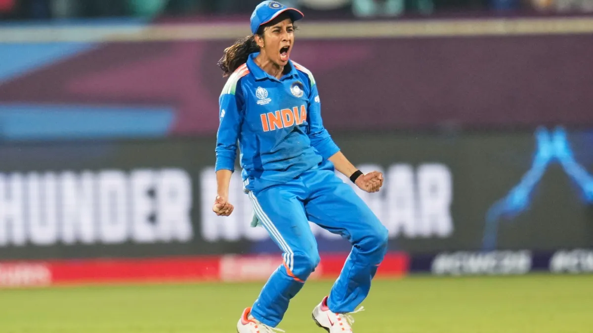 जेमिमा रोड्रिग्स की दमदार बल्लेबाज़ी के बाद जीत का जश्न मनाती भारतीय महिला क्रिकेट टीम