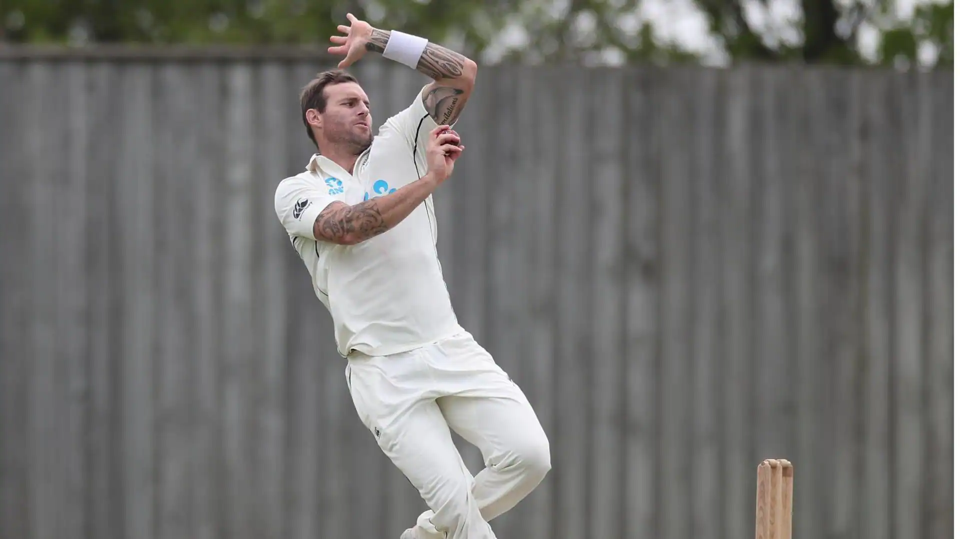 न्यूजीलैंड के ऑलराउंडर डग ब्रैसवेल, जिन्होंने फिटनेस कारणों से क्रिकेट के सभी फॉर्मेट से संन्यास लिया