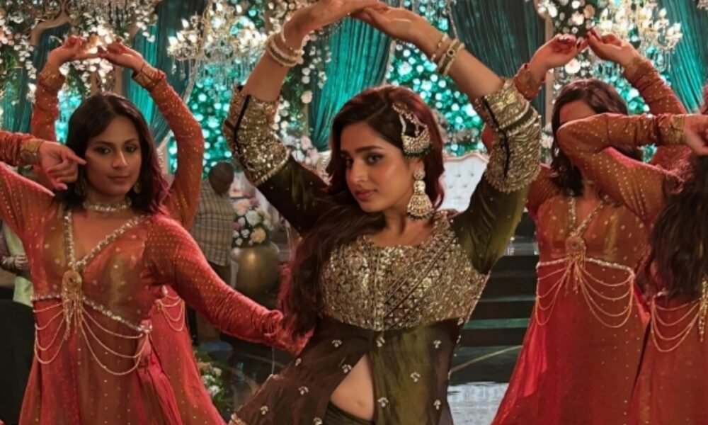 Ayesha Khan On Shararat Song Success From Dhurandhar | Exclusive Hindi Story