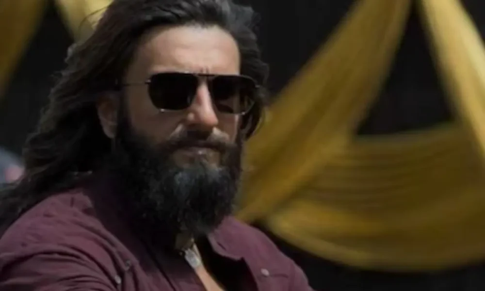 20 साल के उम्र के फासले पर Sara Arjun ने तोड़ी चुप्पी Dhurandhar में Ranveer Singh के साथ कास्टिंग को बताया जायज़