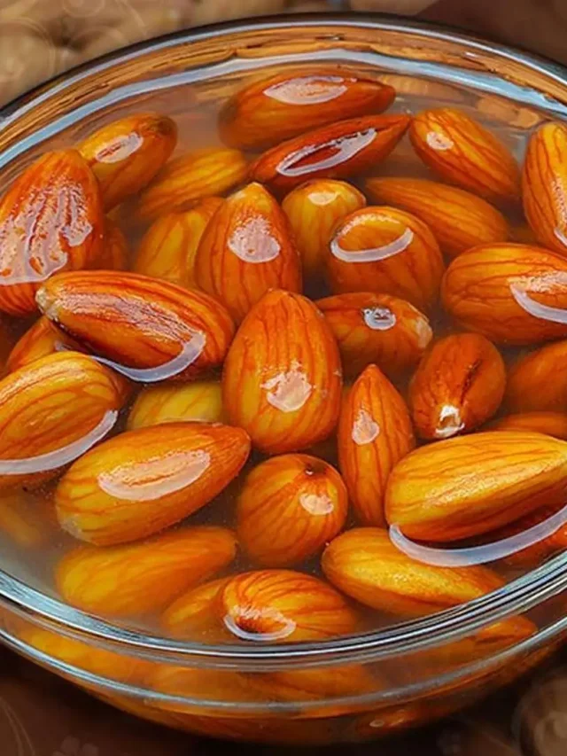 बादाम की पत्तियों के चमत्कारी फायदे जानकर रह जाएंगे दंग!