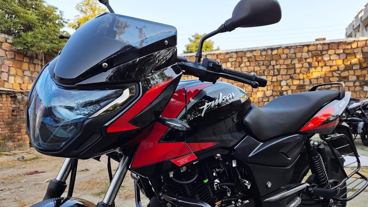 2026 Bajaj Pulsar 125 लॉन्च से पहले लीक, नई LED हेडलैम्प के साथ बदला क्लासिक अंदाज