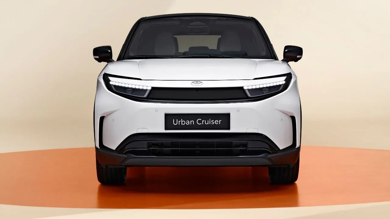 Toyota Urban Cruiser EV जनवरी 2026 में लॉन्च होने वाली Toyota की पहली इलेक्ट्रिक SUV