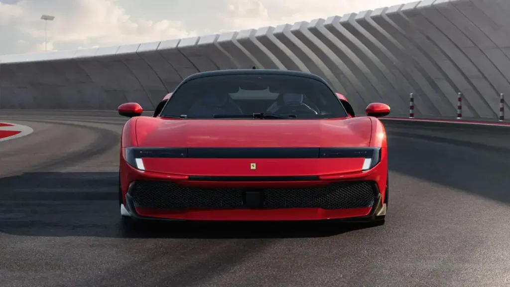 10 करोड़ वाली सुपरकार! Ferrari की नई 849 Testarossa इंडिया में धमाल मचाने को तैयार 32 Ferrari 849 Testarossa भारत में 2026 में लॉन्च—कीमत 10 करोड़ से भी ज़्यादा!