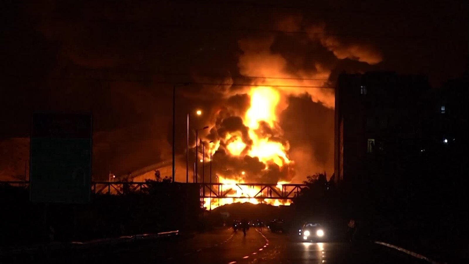 US-Iran War Day 9: Tehran में आग, Tel Aviv में 10 धमाके, Khamenei के उत्तराधिकारी का नाम तय | Dainik Diary