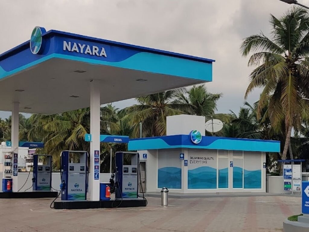 Nayara Energy, Petrol Price Hike, Diesel Price Today, Fuel Price India 2026, Iran US War, Strait of Hormuz, Petrol Price Hyderabad, Petrol Price Delhi, Petrol Price Mumbai, Asaduddin Owaisi, AIMIM, Fuel Crisis India, Panic Buying Assam, Guwahati, LPG Crisis, Indian Oil, BPCL, HPCL, Strategic Petroleum Reserve, पेट्रोल डीजल, ईंधन संकट, नायरा एनर्जी, महंगाई