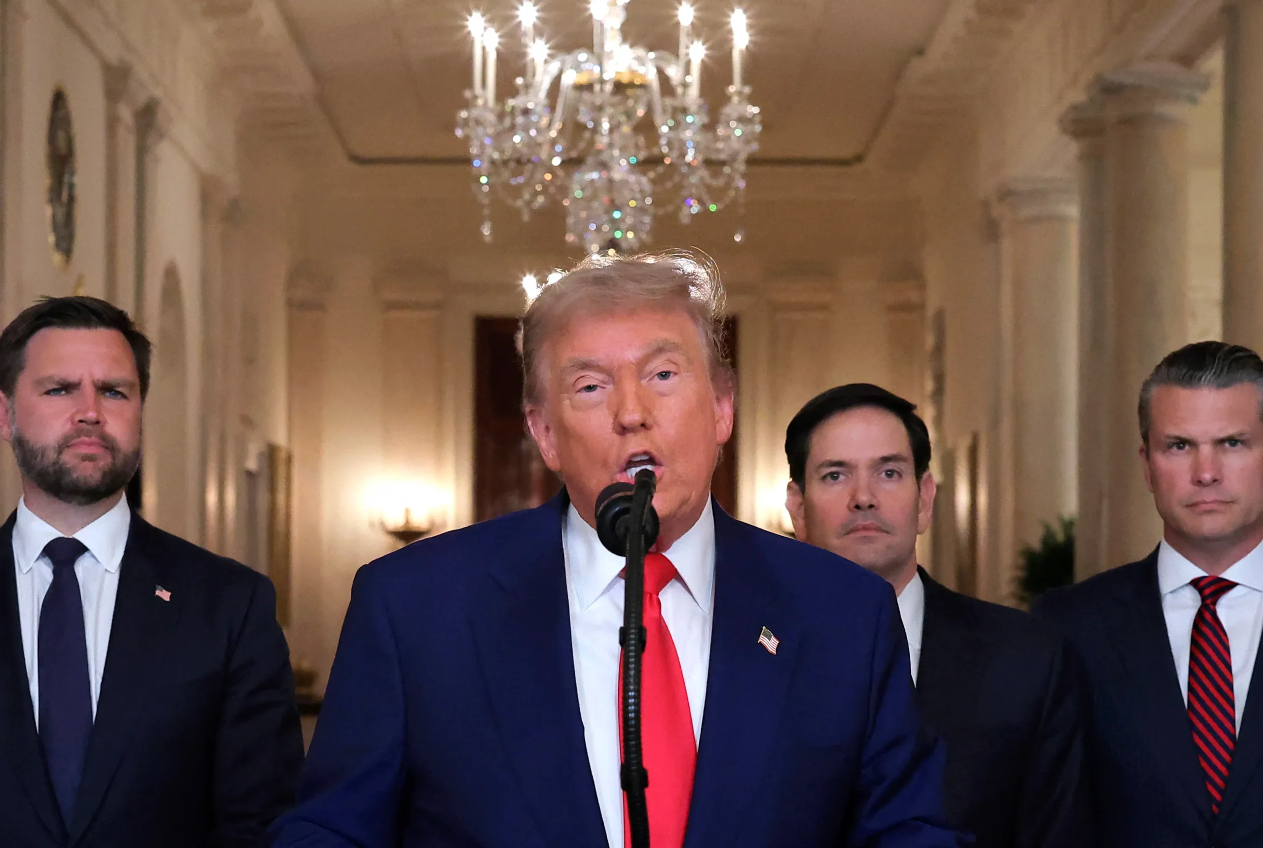 Trump ने रोके ईरान पर हमले — Tehran की 8 कड़ी शर्तें और Hormuz पर कंट्रोल की माँग