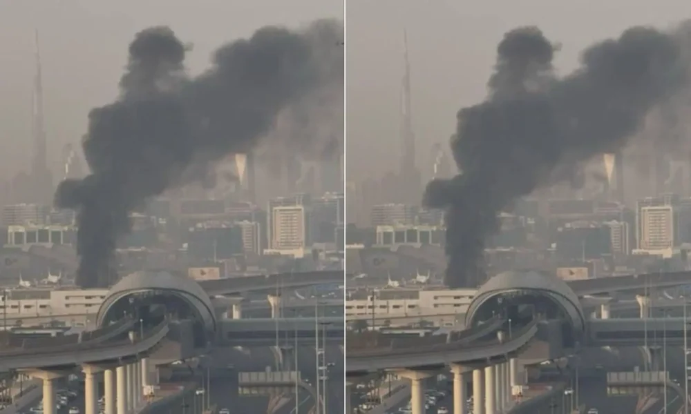 नखचिवान इंटरनेशनल एयरपोर्ट पर हमले के बाद धुएं के गुबार उठते देखे गए। ईरान की दिशा से आए ड्रोन और मिसाइलों ने हवाई अड्डे के परिसर को निशाना बनाया।