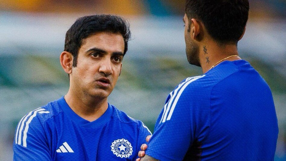 गंभीर का वो एक दांव जो McCullum समझ न सके — India vs England T20 WC 2026 Semifinal | Dainik Diary