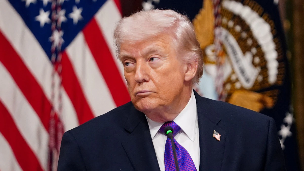 ट्रंप का बड़ा बयान — "क्यूबा जल्द गिरेगा", ईरान के बाद अगला निशाना तय? | Dainik Diary