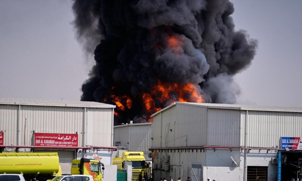 US-Iran War Day 7: Tehran-Beirut पर बमबारी, खाड़ी में मिसाइलें — सातवें दिन के बड़े अपडेट | Dainik Diary