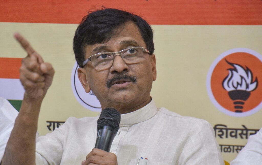 
Sanjay Raut का खुलासा: ED की धमकी से Dhankhar को VP पद छोड़ने पर मजबूर किया Modi सरकार ने | Daily Global Diary