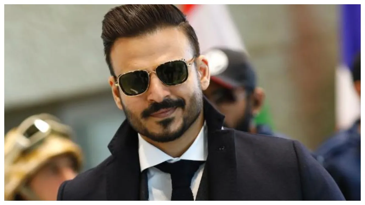 Dubai से Vivek Oberoi का UAE और India के लोगों के नाम शांति और संयम का संदेश