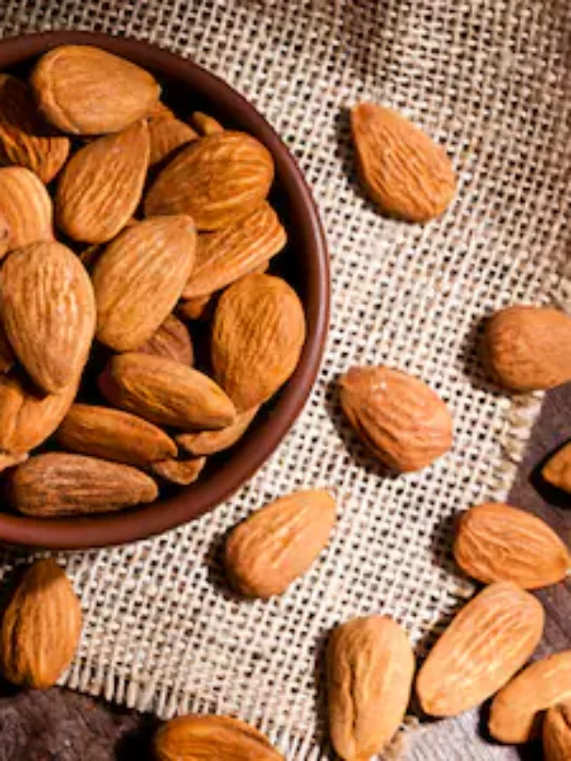 रोज़ कितने बादाम खाना है सेहत के लिए सही