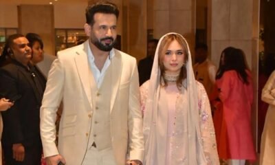 MS Dhoni–Sakshi और Irfan Pathan–Safa Baig ने संयुक्त क्रिम-पेस्टल लुक में अर्जुन–सानिया की शादी में बिखेरा अपना फैशन चार्म।