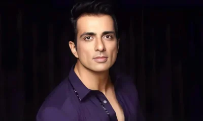 Dubai में फंसे यात्रियों के लिए मुफ्त रहने की सुविधा का ऐलान करते Bollywood actor Sonu Sood।