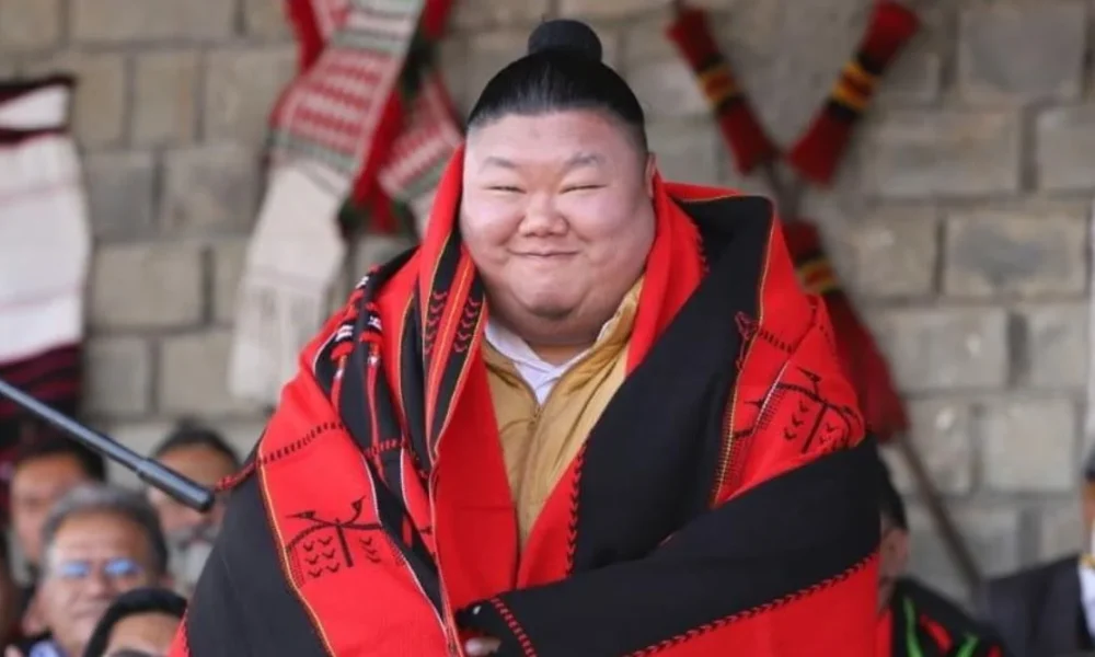 Mera Chopper Nikal Jayega" — Nagaland Minister Temjen Imna Along का Viral Video, Internet हुआ दीवाना