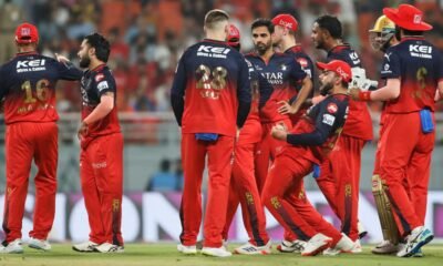 गुवाहाटी में ACA स्टेडियम में मैच 16 में राजस्थान रॉयल्स और RCB आमने-सामने, फैंस के लिए लाइव स्कोर अपडेट।