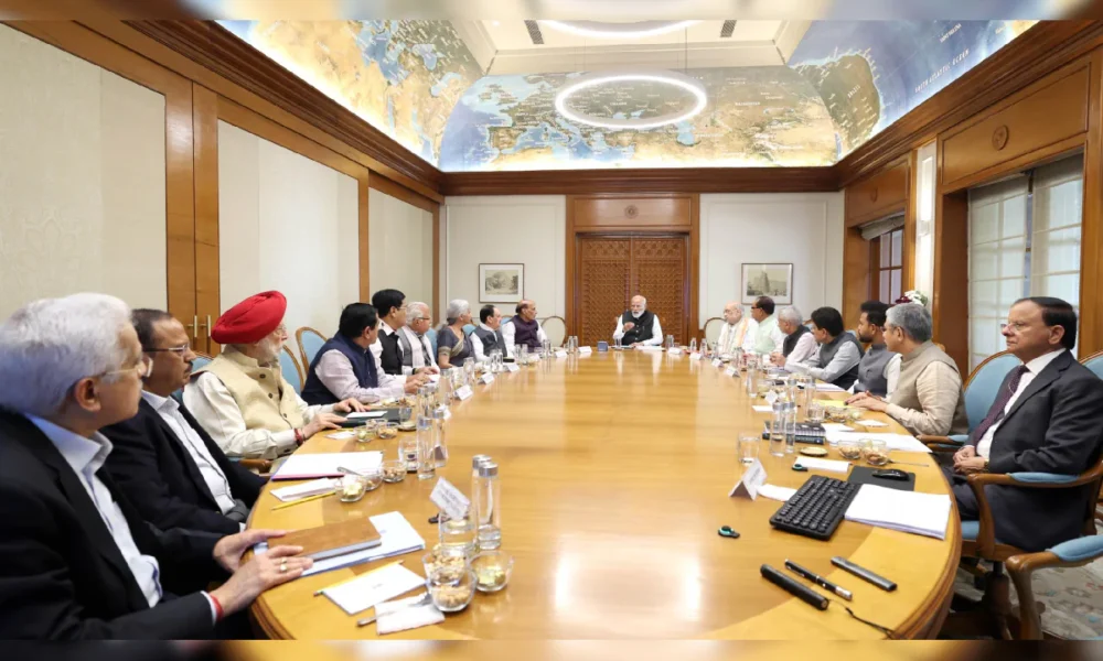 PM Modi, Cabinet Committee on Security, CCS Meeting, West Asia Crisis, LPG LNG Supply, Energy Security India, Fuel Price India, PMO, Narendra Modi, India Energy Policy, MSME, Aviation Crisis, Fertilizer Supply, Dainik Diary, Hindi News