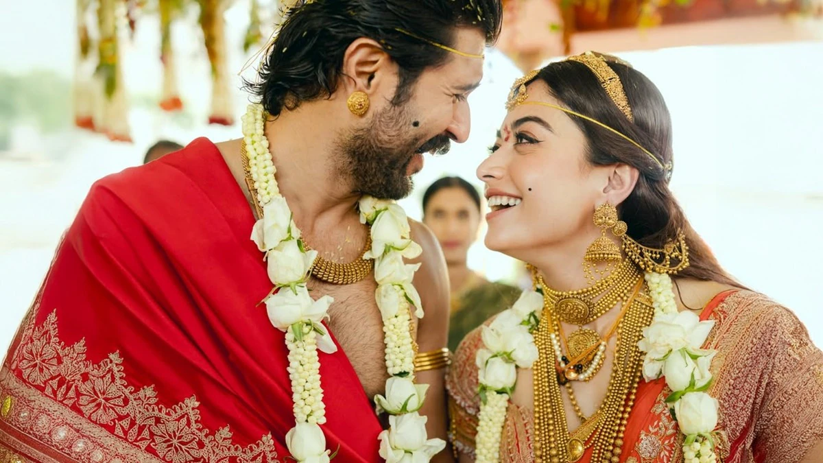 Rashmika Mandanna-Vijay Deverakonda Coorg Reception Photos Go Viral in Traditional Look
