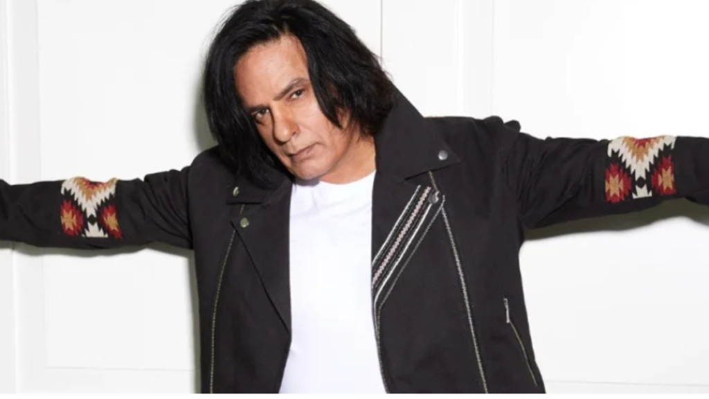 Rahul Roy बोले — "Compulsion ho gaya tha", Viral Dance Video पर तोड़ी चुप्पी — Internet के सवालों का मिला जवाब | Dainik Diary