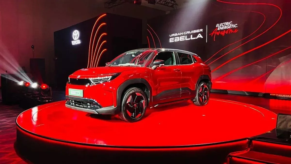 Toyota Urban Cruiser EBELLA भारत लॉन्च जल्द, Rs 18-21 लाख में उपलब्ध, फीचर्स का खुलासा