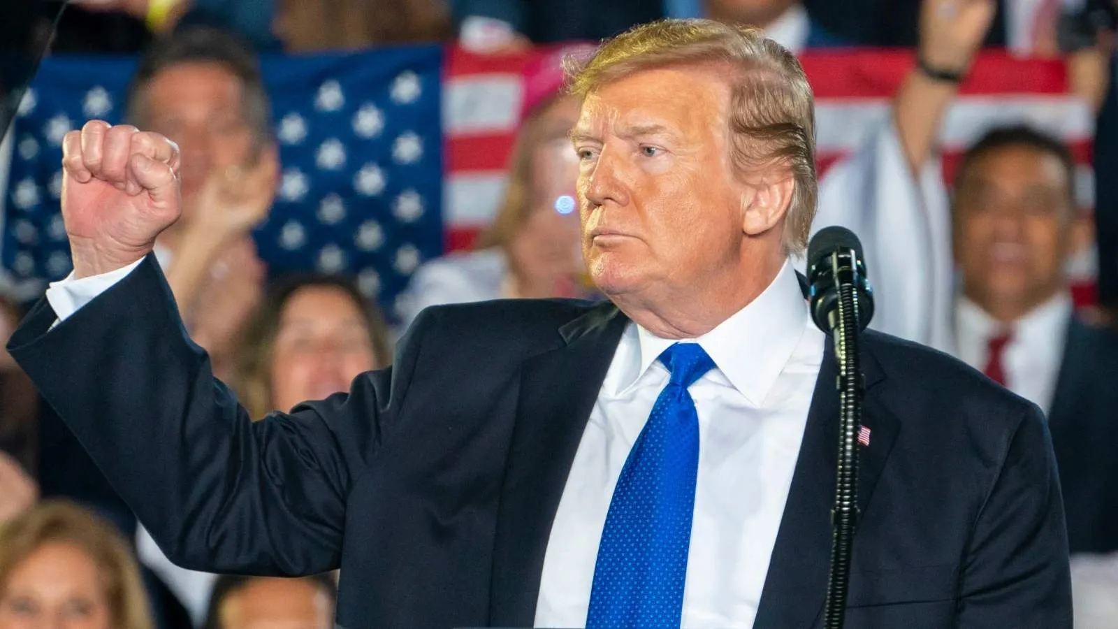 FPI Selling Continues Amid Trump Iran Warning, DIIs Support Indian Market