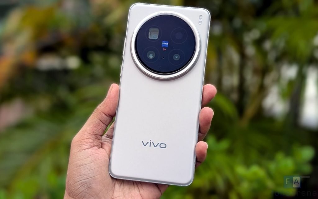 भारत में स्मार्टफोन बाजार की गिरावट और Vivo, Samsung, Nothing की बढ़त का प्रतीक