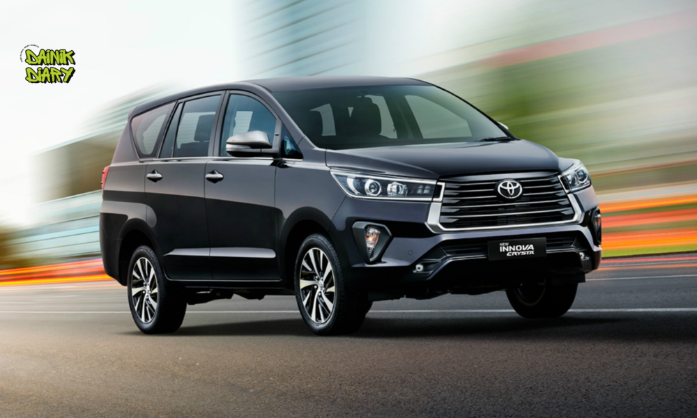 Toyota Innova Crysta Facelift Arrives at Dealerships in India: Design, Features & Details