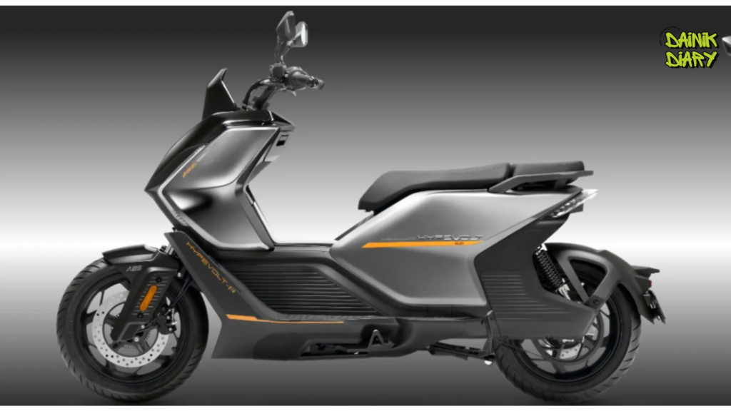 Keeway Hypevolt-R Electric Scooter Breaks Cover at ₹1.99 Lakh: 180 km Range, 115 kmph Top Speed & ‘Superbike-Like’ Features Shake EV Market 31 Dainik Diary AQDAS 2026 07 03T152621.347
